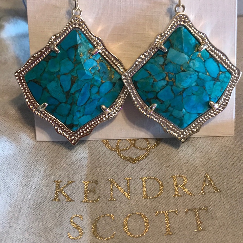 NWT Kendra Scott Turquoise Earrings